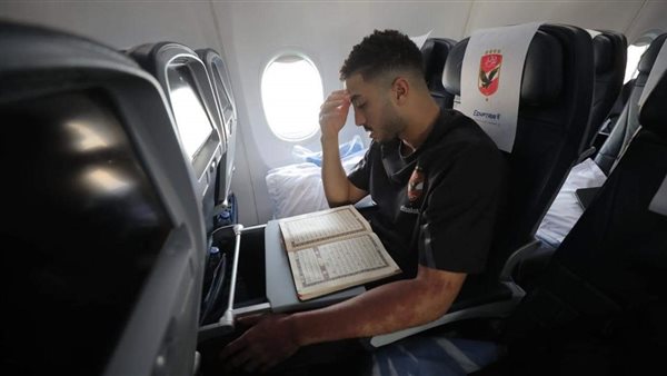 محمد عبد المنعم داخل