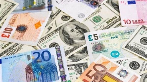 العملات العربية والاجنبية