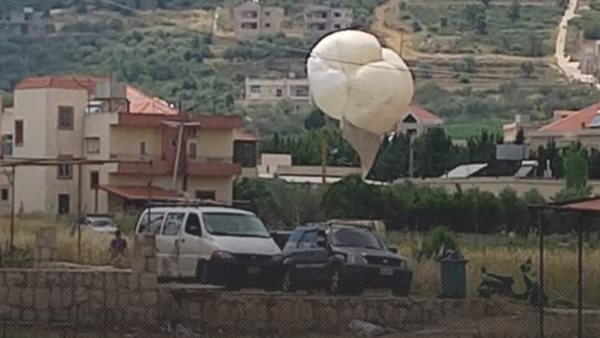 استهداف منطاد تجسس